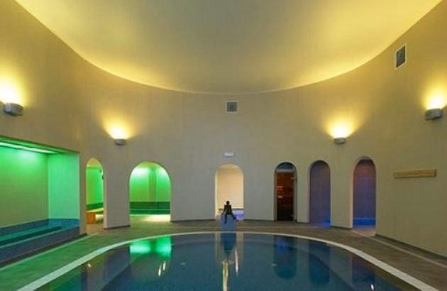 Qu'est-ce que Acqua Beauty Bar ?