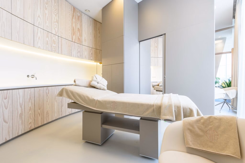 Quels soins sont proposés au spa & hammam alaena ?