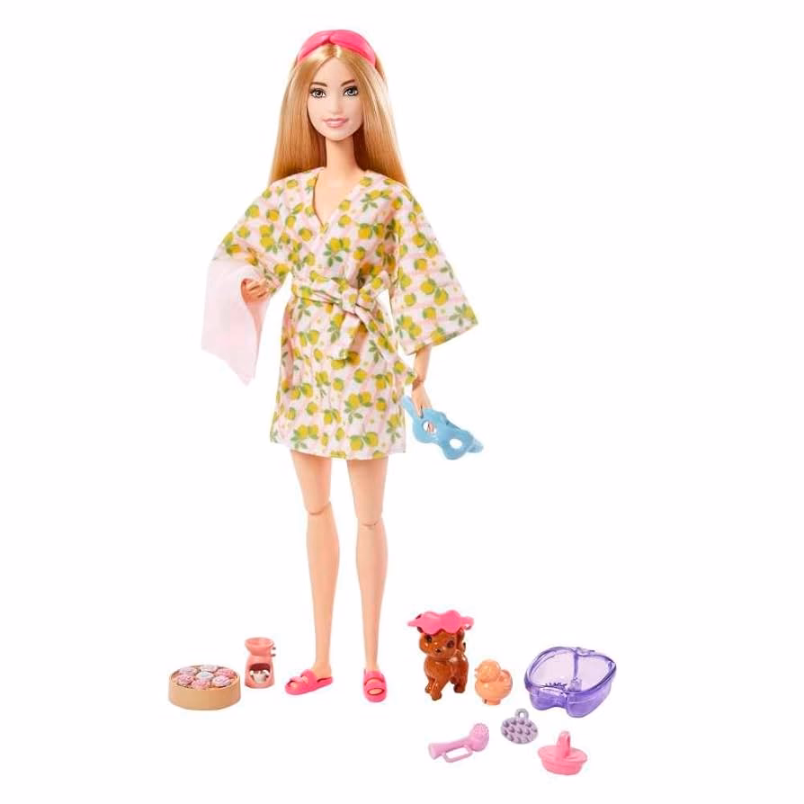 What does Barbie and Chelsea do at the toy beauty salon?