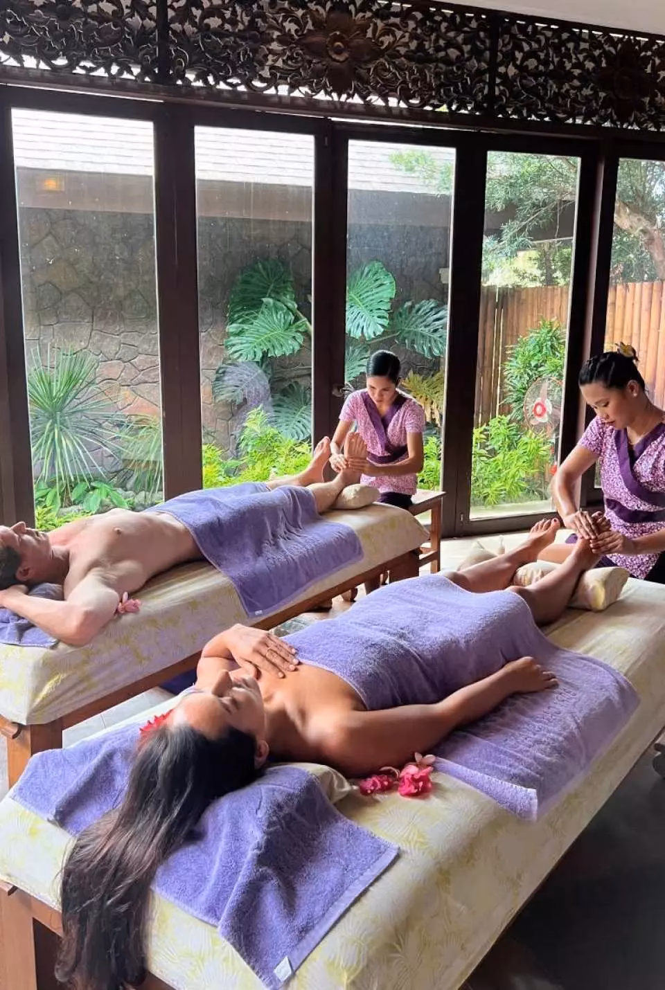 How much does it cost to visit Boracay?