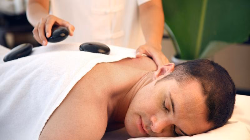 Where to get a massage in laurinska?