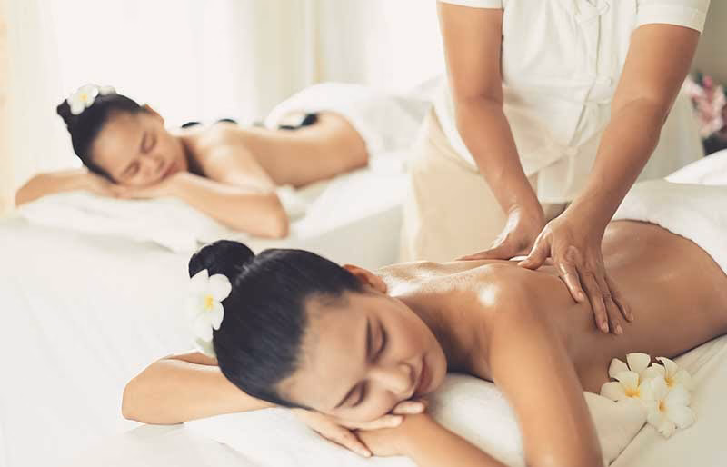 Quels sont les bienfaits du massage du corps en duo?