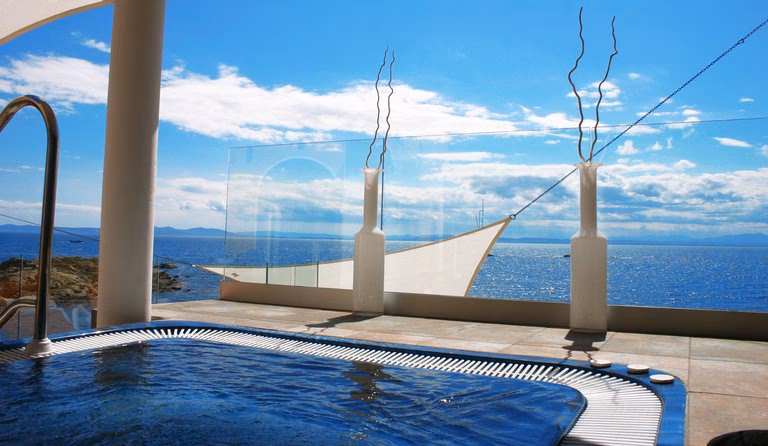 Quels sont les bienfaits du massage aux pierres chaudes ?