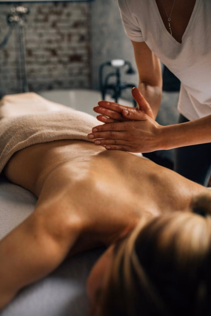 Qu'est-ce qui est nécessaire pour déchiffrer un message codé ?