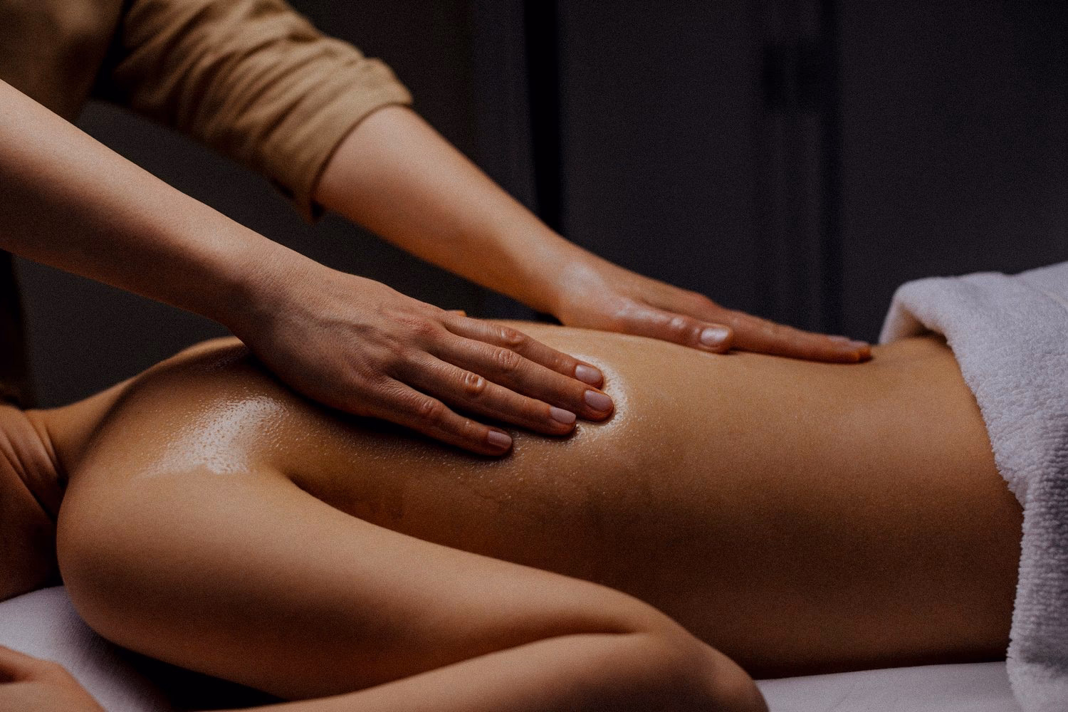 Where can I get a private sauna & massage in Vancouver?