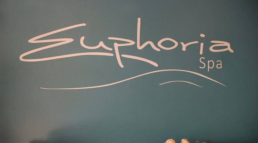 What massage services does euphoria spa offer?