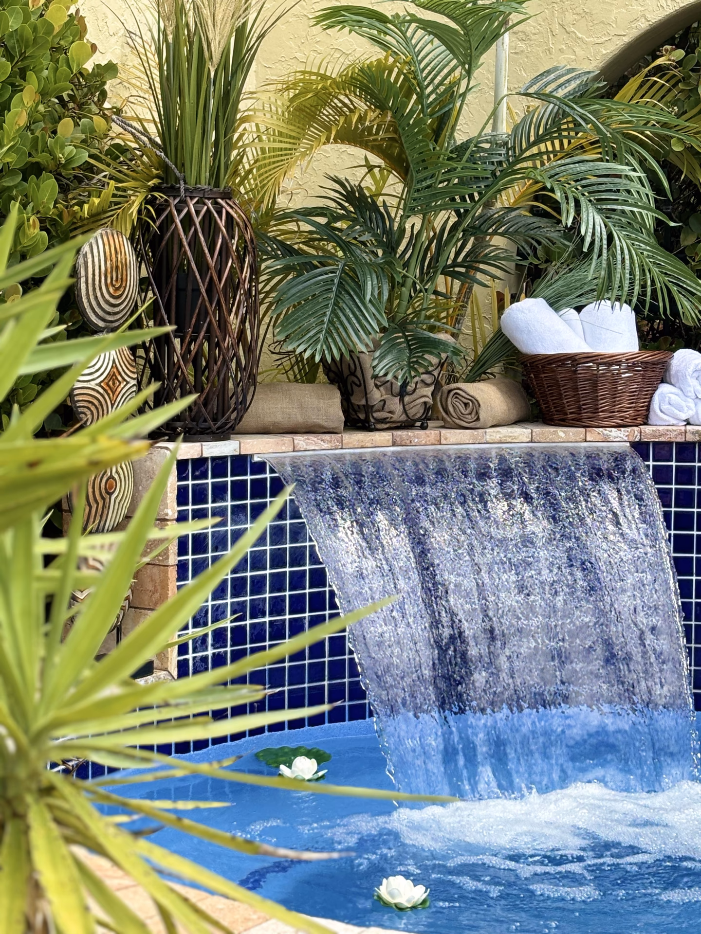 Où se trouve latroupe jardin secret ?