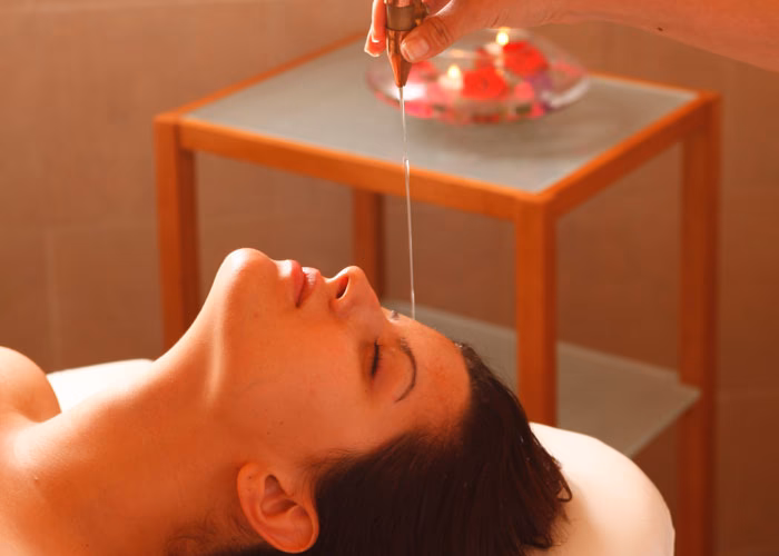 Combien y avait-il de Néréides selon Hésiode?