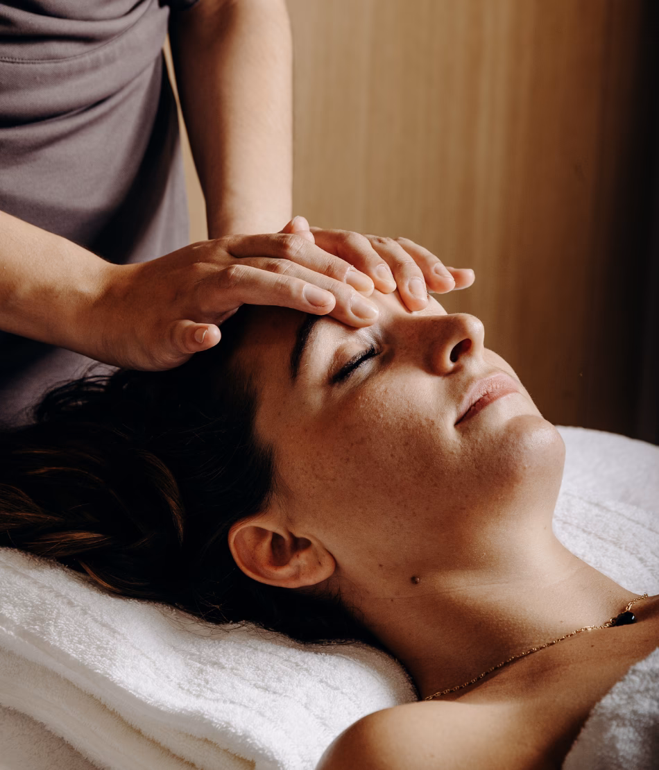 Quels sont les avantages de visiter Arbois ?