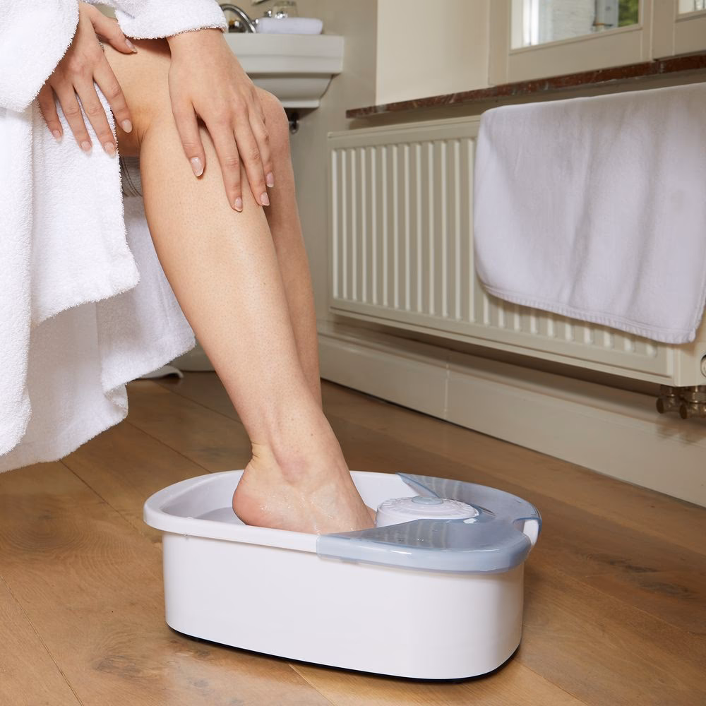 Où trouver une chambre avec jacuzzi à proximité de Bouillon ?