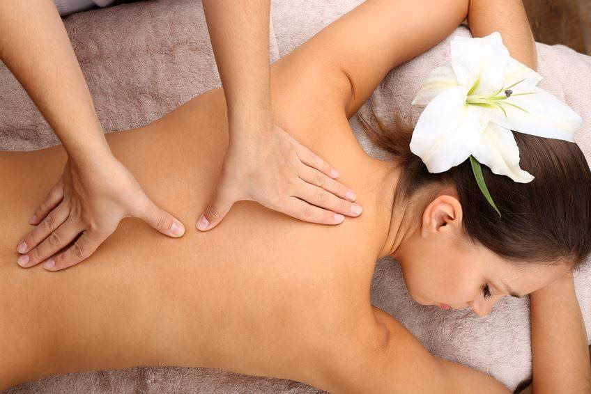 Qui accueille Murielle et Maud à Chinon ?