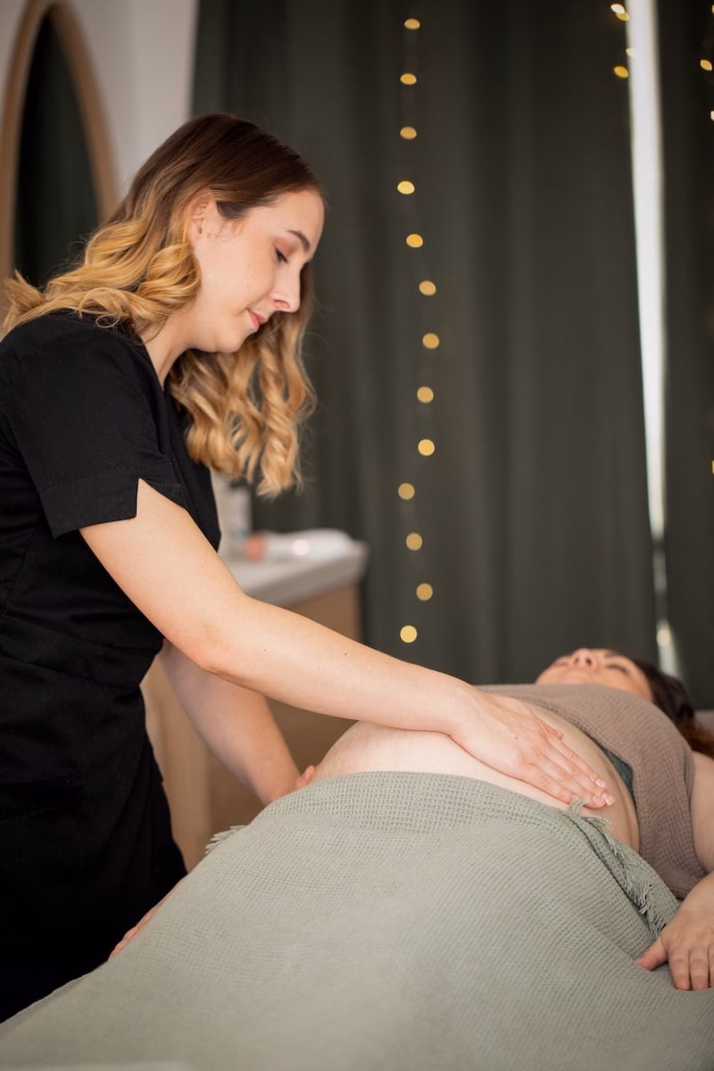 Qui doit-on informer pour un congé maternité au CHU de Reims?