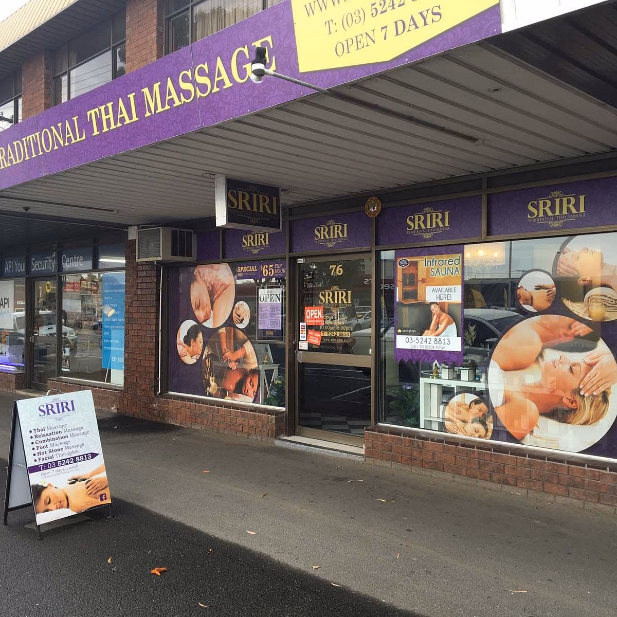 What is Thai massage & deep tissue oil massage?