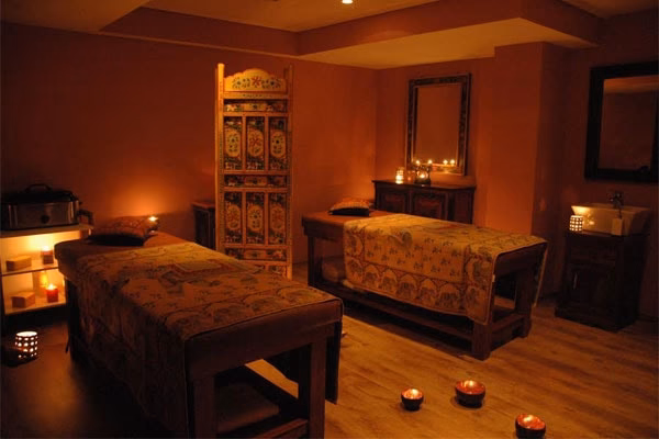 Where can I find Turkish-inspired luxury in Tirana?