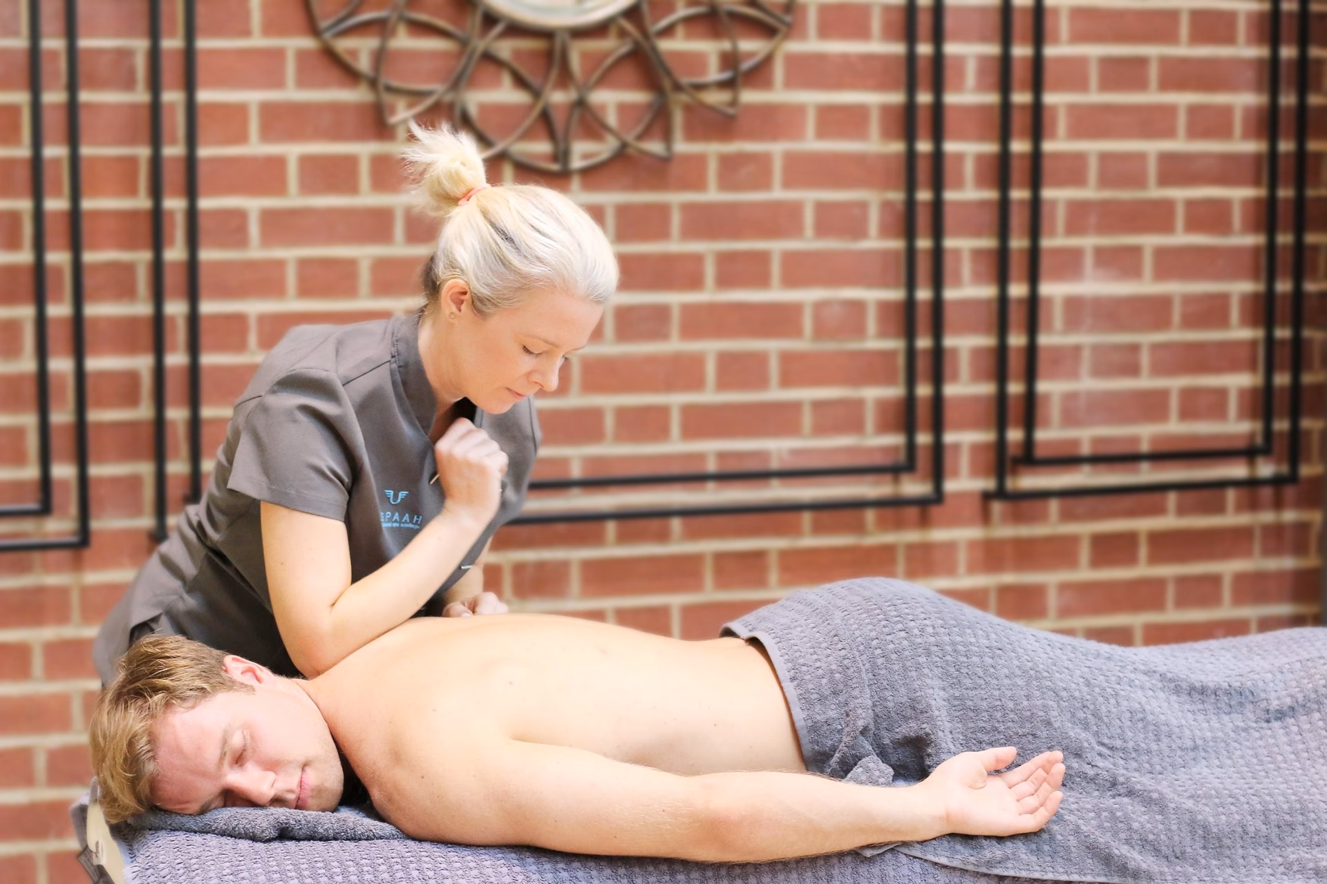 Can a Thai massage help a pregnant woman?