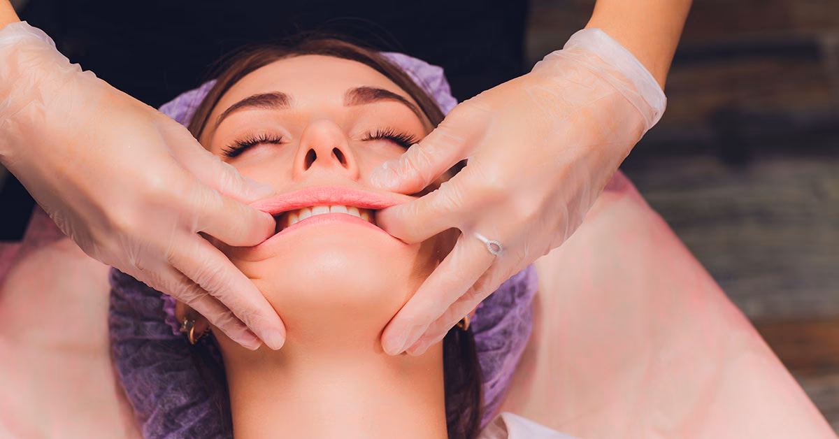 Quel est le prix d’un massage intra buccal ?