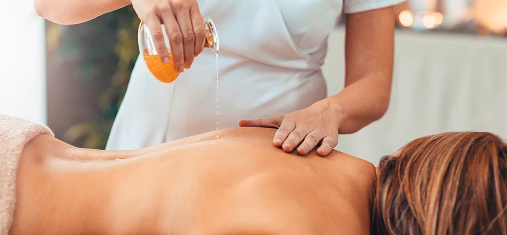 Comment utiliser l’huile essentielle en massage ?