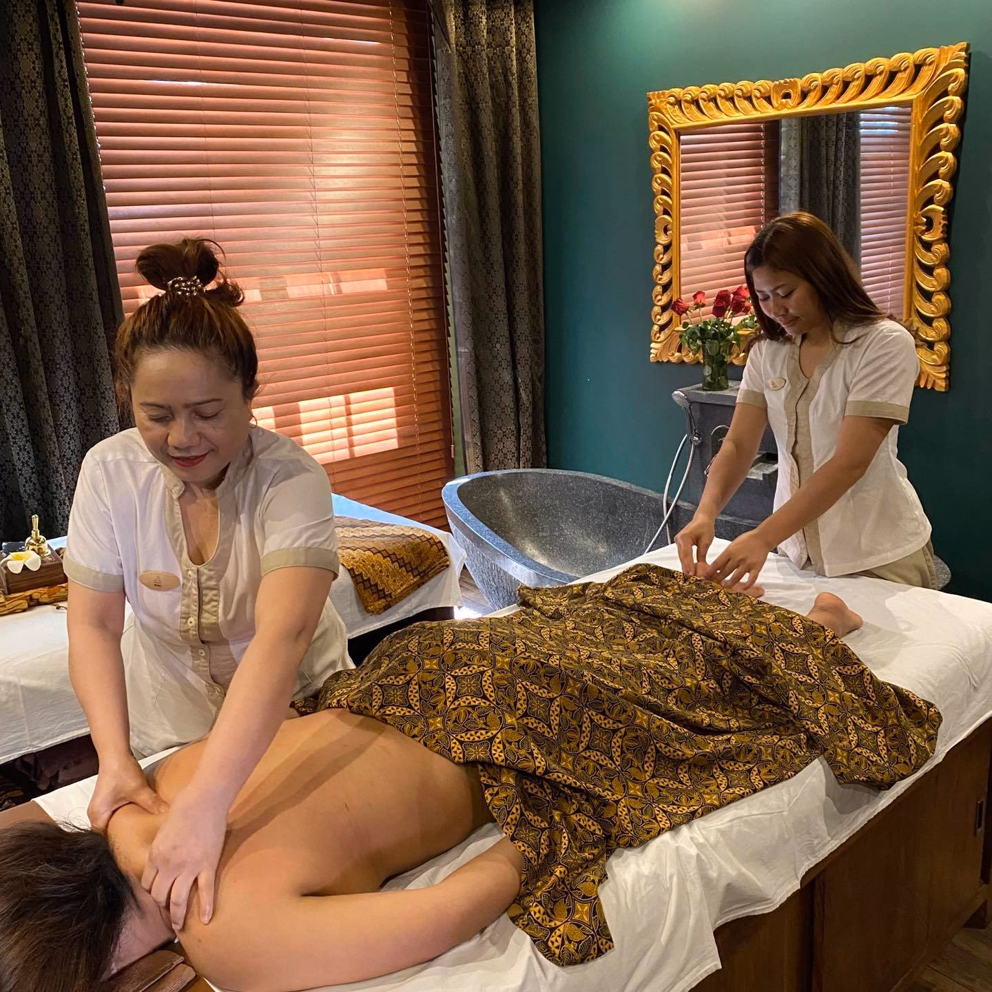 What are the best spas in Padang?