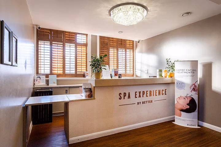 Does Wimbledon have a spa?