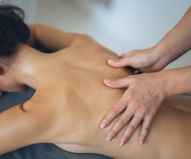 Où trouver des cours de yoga à Nice centre?