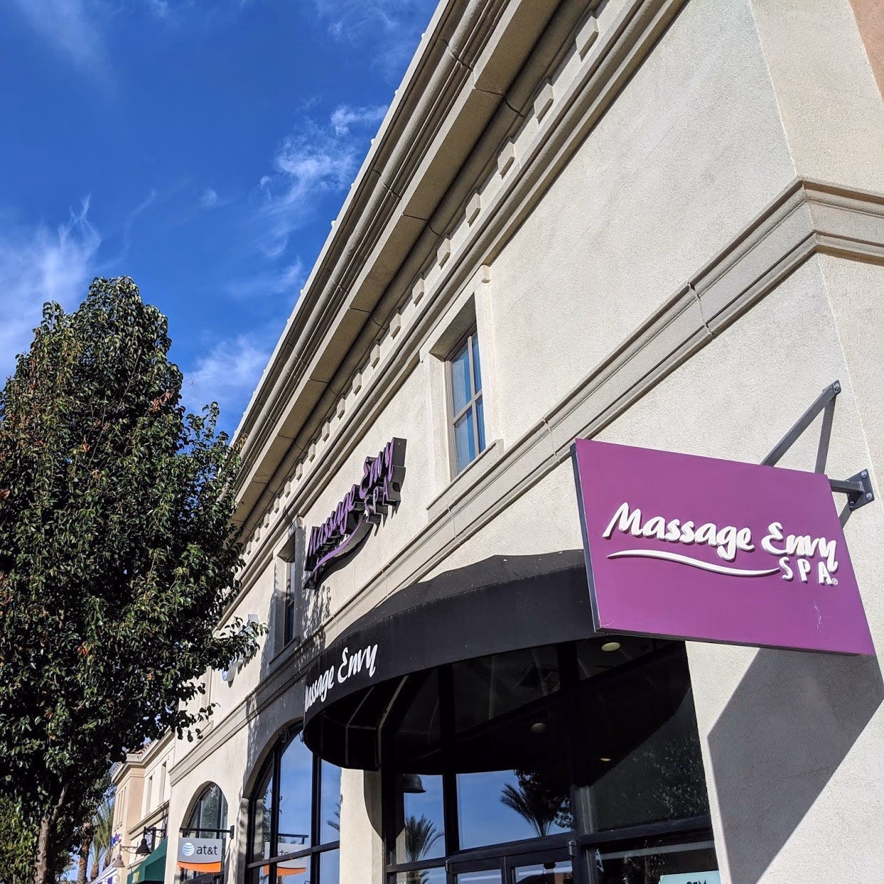 Why should you choose Joy's Thai massage near Brentwood?