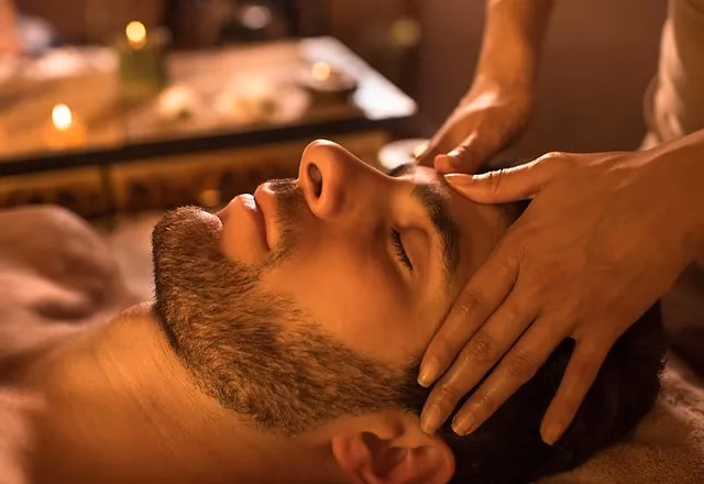 Quels sont les avantages de se faire masser par un autre homme ?