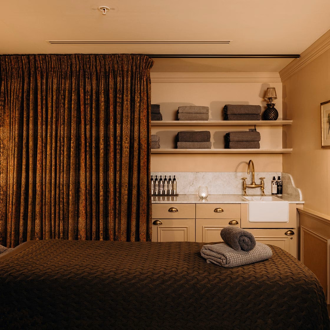 Where can I get a relaxing massage in London?