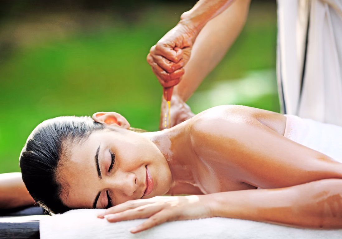 Qu'est-ce que le massage indien Abhyanga?