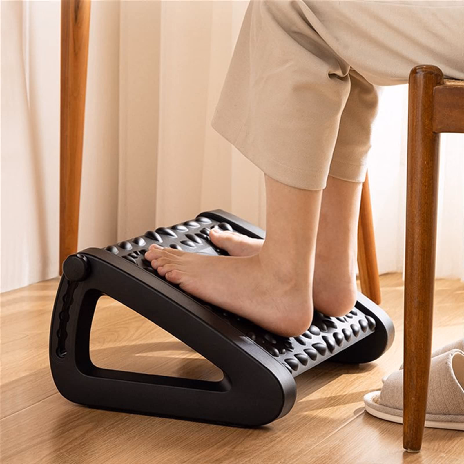 Qu'est-ce que le repose pieds Manutan ?